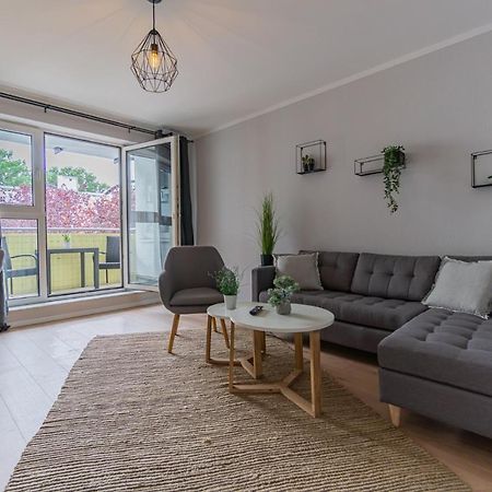 Spreewald-Apartment, 75Qm, 2 Schlafzimmer, Tiefgarage, Balkon, Netflix, Waschtrockner Κότμπους Εξωτερικό φωτογραφία